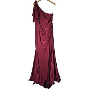 Cynthia & Sahar *Flawed* Mermaid Dress with Slight‎ Train in Cabernet CS108 XL